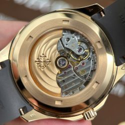 Đồng Hồ Patek Philippe Aquanaut 5167R Chế Tác Tinh Chỉnh Trọng Lượng 124 Gram Máy Khắc 40mm (2)