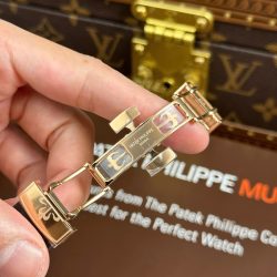 Đồng Hồ Patek Philippe Aquanaut 5167R Chế Tác Tinh Chỉnh Trọng Lượng 124 Gram Máy Khắc 40mm (2)