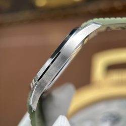 Đồng Hồ Patek Philippe Aquanaut 5168G Chế Tác Tinh Chỉnh Trọng Lượng 118 Gram Máy Khắc 42 (2)