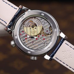 Đồng Hồ Patek Philippe Grand Complications 6104G Replica 11 Màu Xanh Dương Viền Đính Đá Đỏ 40mm (2)