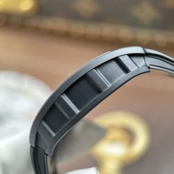 Đồng Hồ Richard Mille RM055 Chế Tác Vỏ Gốm Đen Núm Màu Đỏ Xưởng ZF 49.9×42 (2)