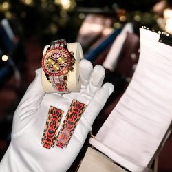 Đồng Hồ Rolex Daytona 116598SACO Leopard Họa Tiết Da Báo Chế Tác Bọc Vàng Thật 18K + Đính Kim Cương Moissanite 40mm (2)