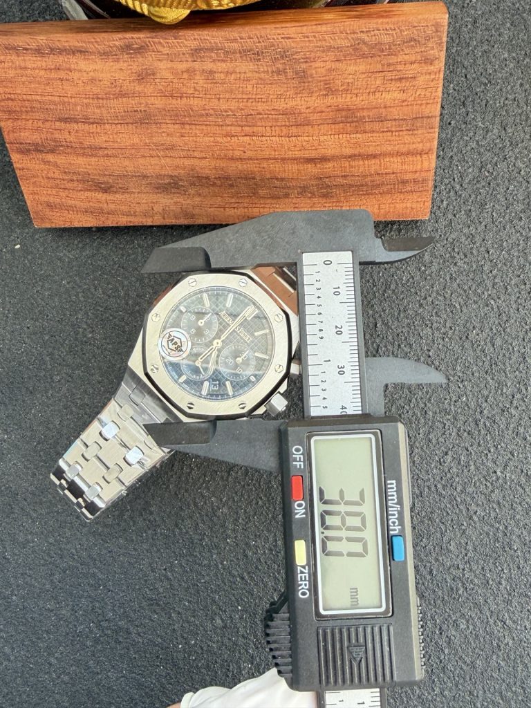 Đồng Hồ Audemars Piguet Royal Oak 26715ST Chế Tác Mặt Xanh Dương Máy Cơ Thuỵ Sỹ APS 38mm (1)