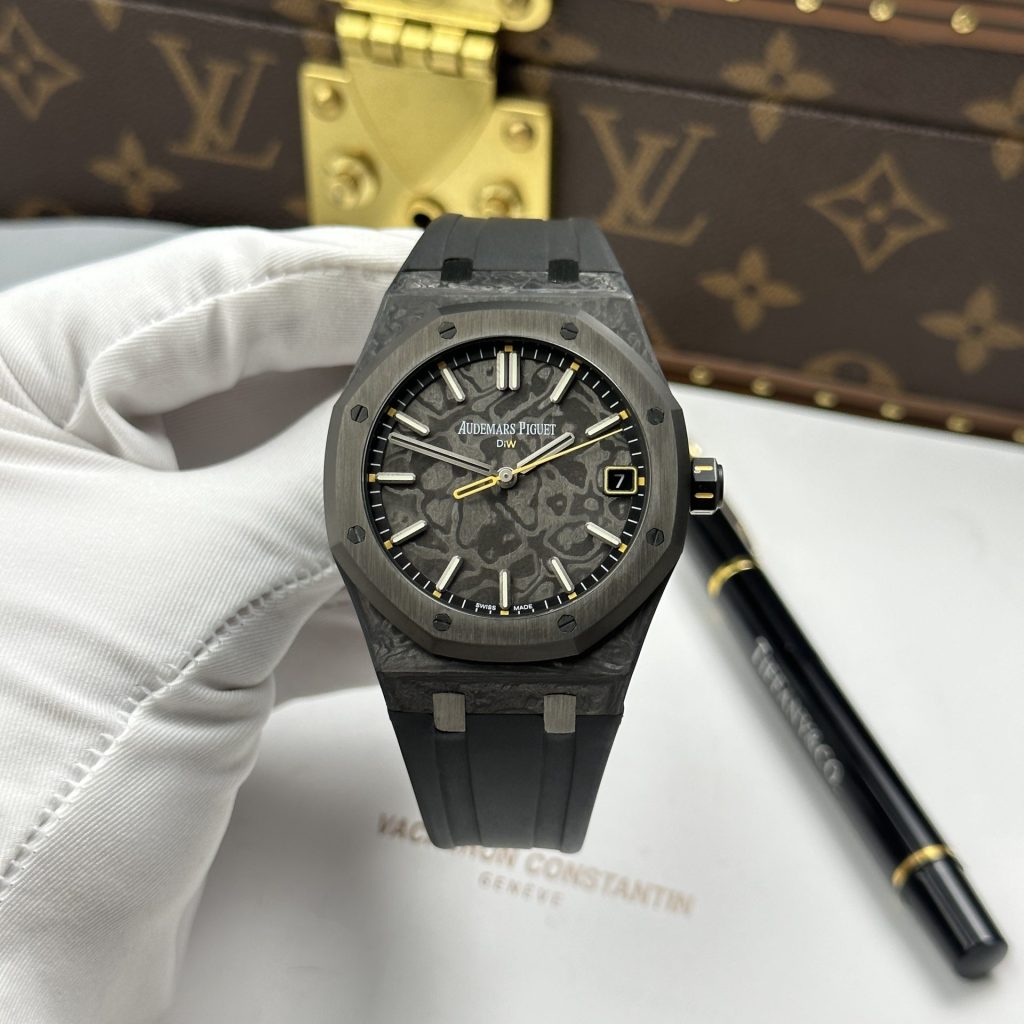 Đồng Hồ Audemars Piguet Royal Oak DiW 15500 Replica 11 Vỏ Carbon Kim Giây Màu Vàng 41mm (2)