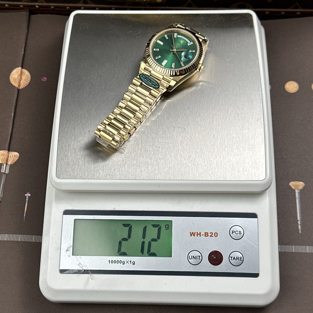 Đồng Hồ Nam Rolex Day-Date Replica 11 Mặt Xanh Lá Bộ Chuyển Động Calibre 3255 Nhà Máy RC 40mm (2)