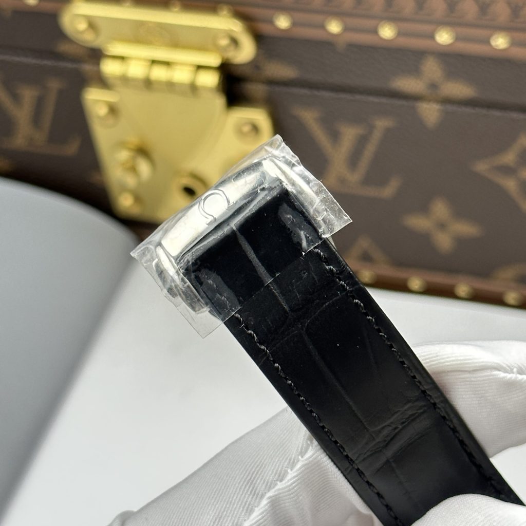 Đồng Hồ Omega Replica 11 De Ville Co-Axial Chronometer 8500 Mặt Đen Dây Da 41mm (2)