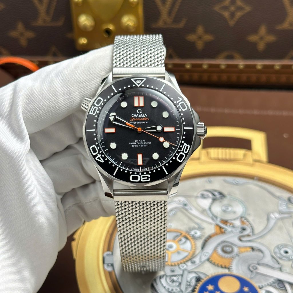 Đồng Hồ Omega Seamaster Diver 300M Replica 11 Mặt Đen Máy Calibre 8806 Super Clone VSF 42mm (2)