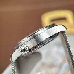 Đồng Hồ Omega Seamaster Diver 300M Replica 11 Mặt Đen Máy Calibre 8806 Super Clone VSF 42mm (2)