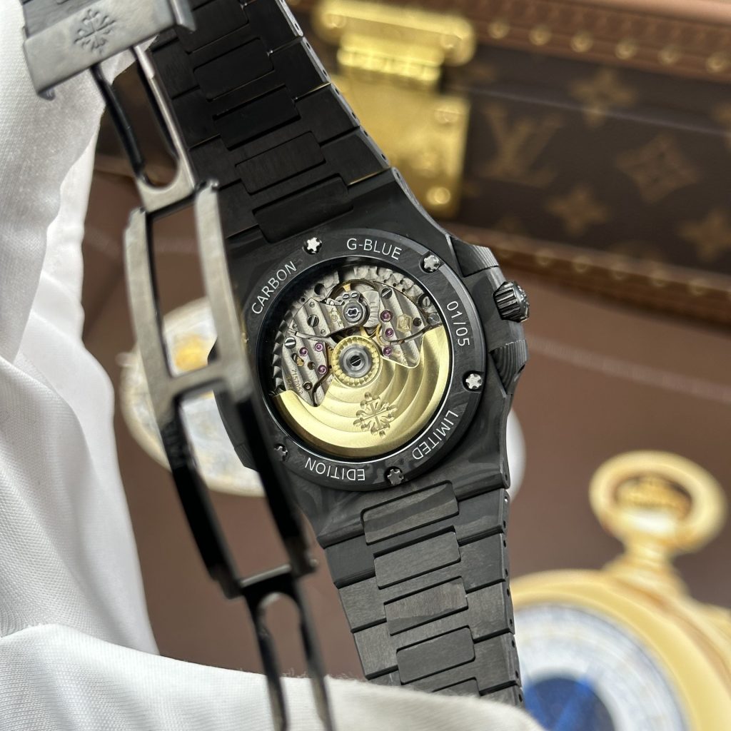 Đồng Hồ Patek Philippe DiW Nautilus 5711 Chế Tác Vỏ Carbon Siêu Nhẹ 40mm (2)