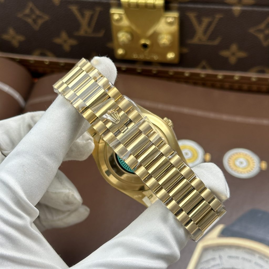 Đồng Hồ Rolex Day-Date Replica 11 Mặt Trắng Sứ Máy Calibre 3255 Super Clone Nhà Máy RC 40mm (2)