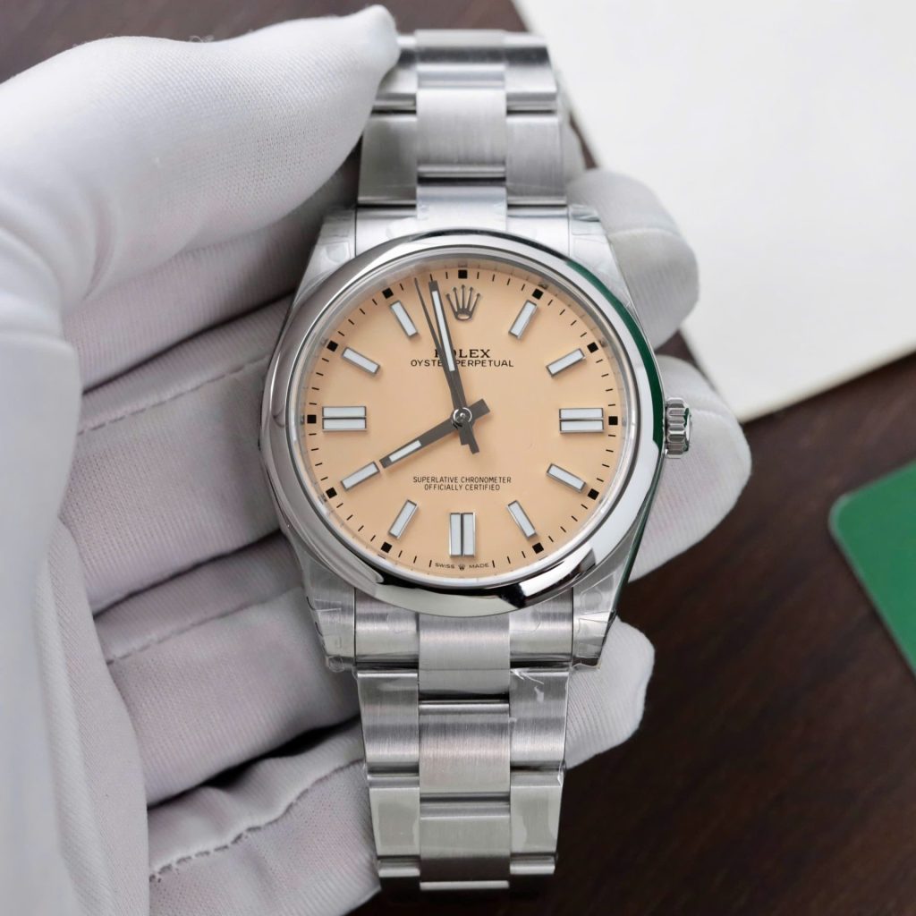 Đồng Hồ Rolex Oyster Perpetual 134300 Replica Cao Cấp Mặt Số Màu Be Nhà Máy VS 41mm (2)